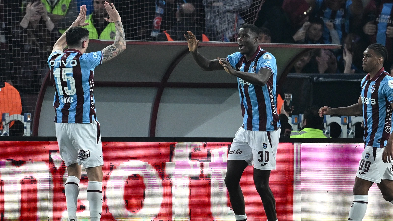 Trabzonspor, 882 günlük hasreti Galatasaray karşısında bitirdi