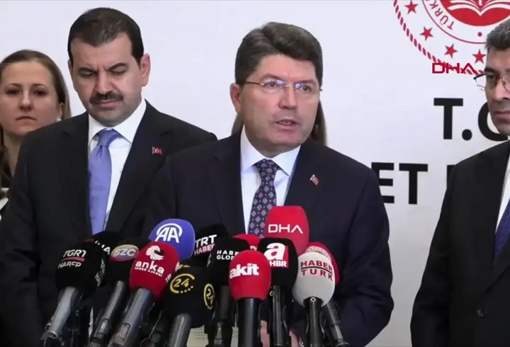 11. YARGI PAKETİNDE NE OLACAK? Bakan Tunç: Çocukların örgüt faaliyetinde kullanılmasını önleyeceğiz
