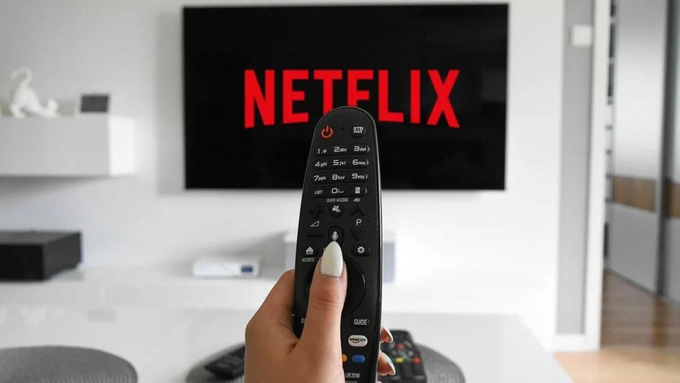 Netflix'ten bir ilk: TV kanallarının canlı yayınları da platforma ekleniyor