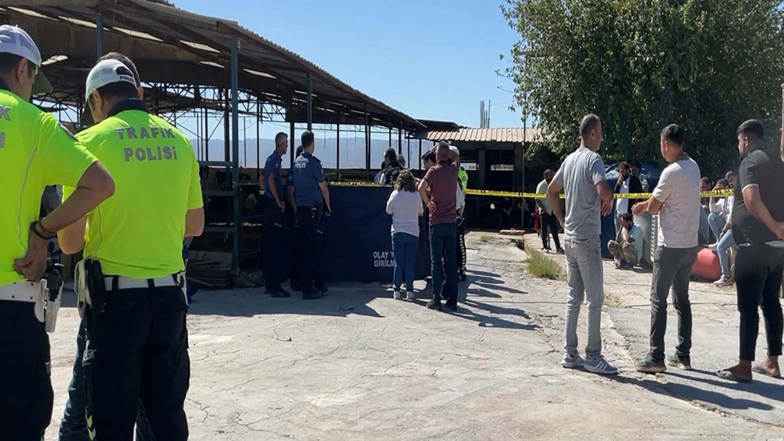 Acı kaza! Süt kamyonunun çarptığı 3 yaşındaki çocuk öldü