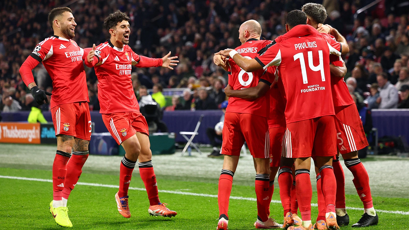 Jose Mourinho'nun Benfica'sı Devler Ligi'nde galibiyetle tanıştı