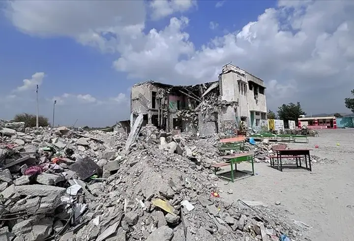 İran, ABD-İsrail saldırılarında zarar gören okul sayısını açıkladı
