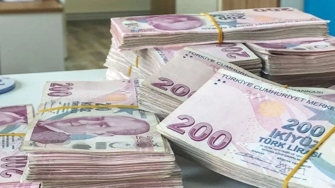 Turizm ve ihracata dev destek: 120 milyar liralık kredi paketi devreye alınıyor