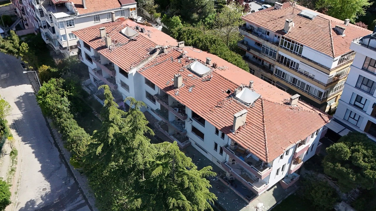 İstanbul Büyükçekmece'de depremde yıkılma riski olan 35 daire yıkıldı