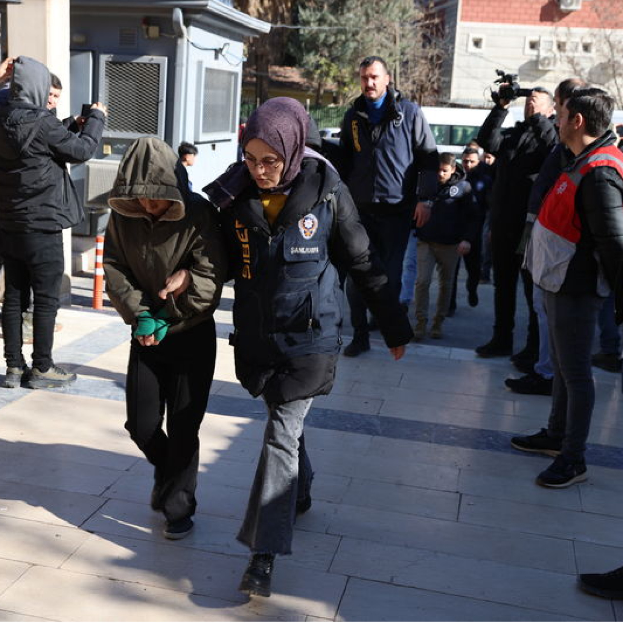 Yasa dışı bahis operasyonu: 18 tutuklama