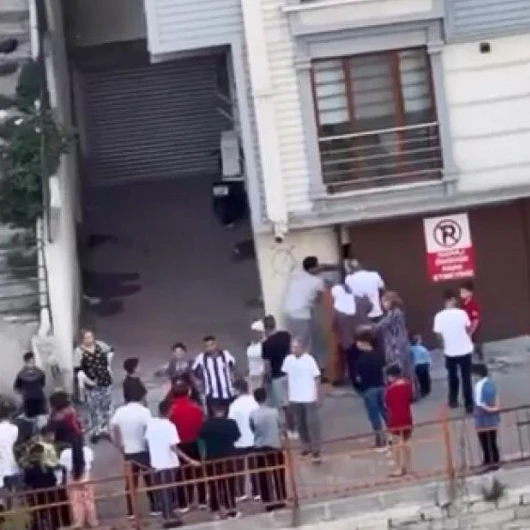 Kağıthane’de Çirkin İddia Mahalleliyi Ayağa Kaldırdı: 'Size Kuş Göstereceğim' Diye Otoparka Çekmek İstediler