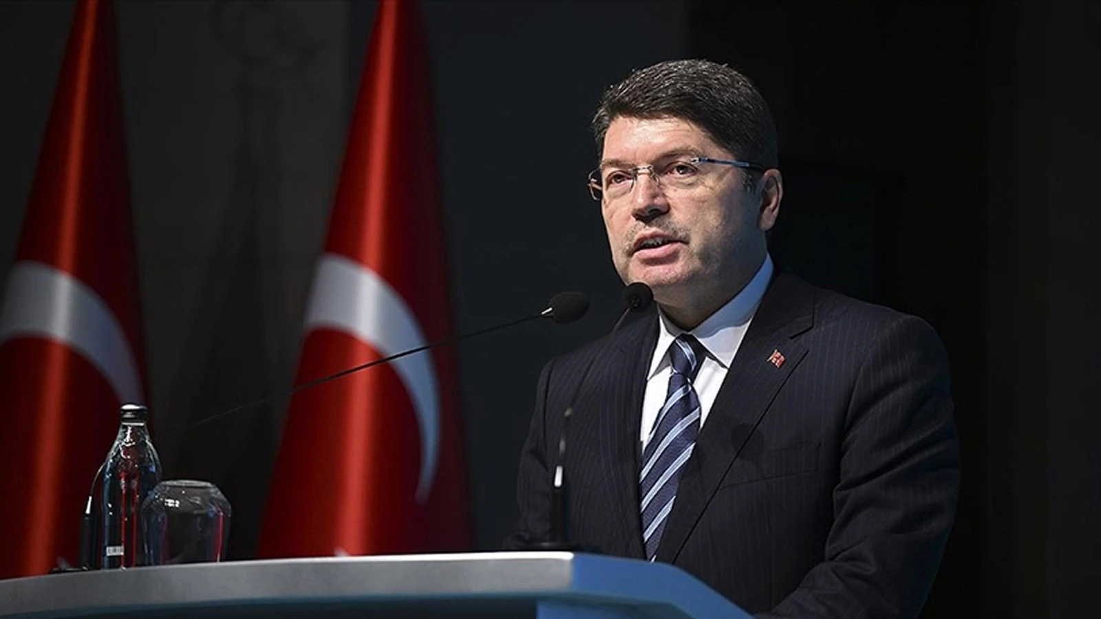 Bakan Tunç duyurdu: Bin kişilik hakim ve savcı yardımcısı alımı başlıyor