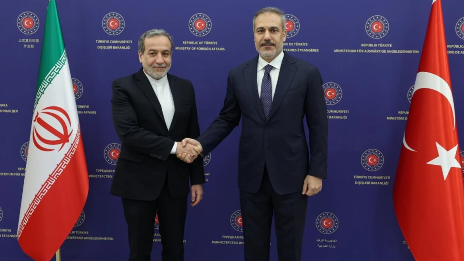 Bakan Fidan, İranlı mevkidaşı Arakçi ile görüştü