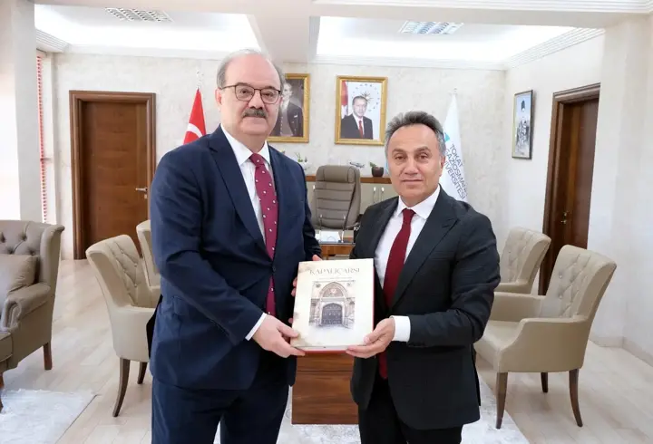 Bakan Yardımcısı Çam’dan Rektör Yılmaz’a ziyaret
