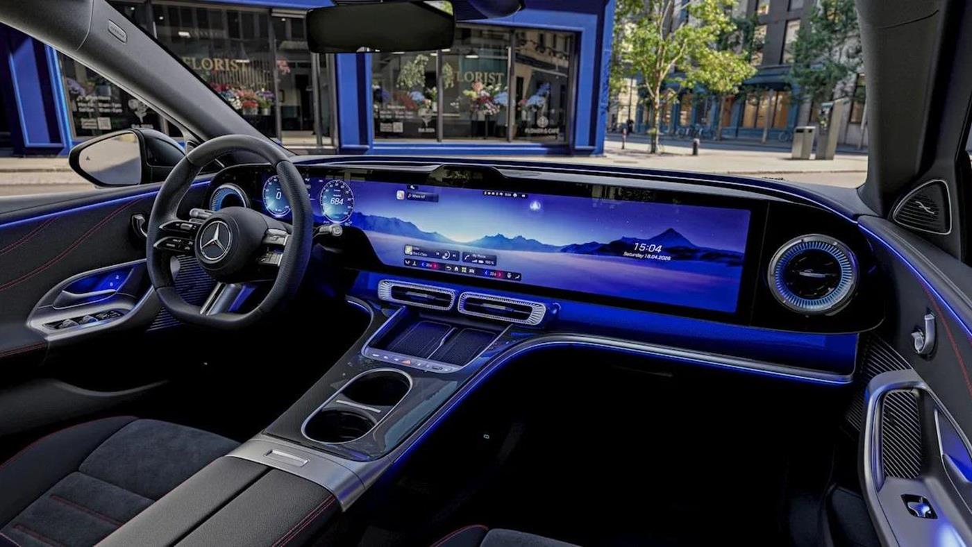 Mercedes, elektrikli yeni C-Serisinin iç mekanını paylaştı