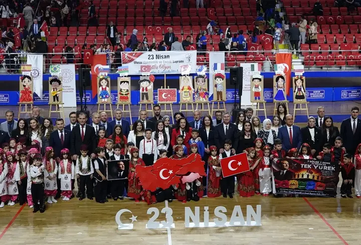 Burdur'da 23 Nisan kutlandı