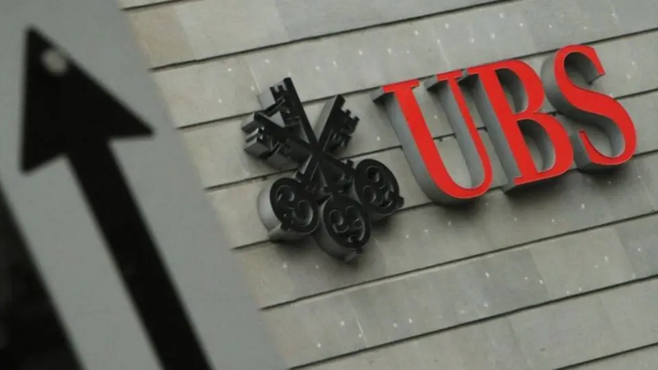 UBS, altın fiyatı tahminlerini yukarı yönlü revize etti