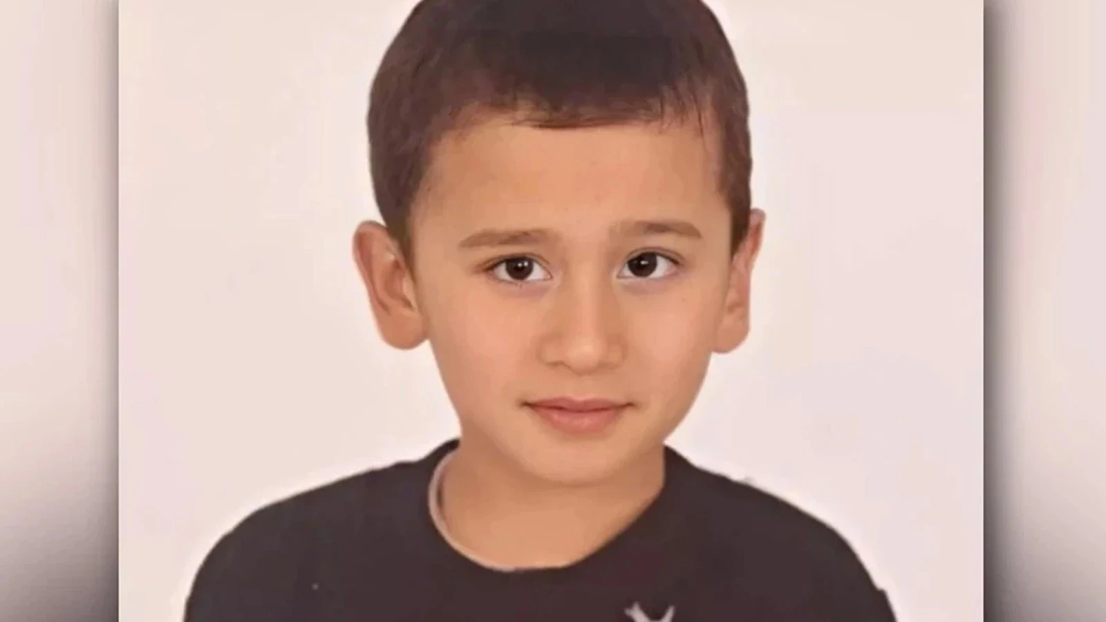 Elazığ'da cansız bedeni bulunan 11 yaşındaki Veysel toprağa verildi