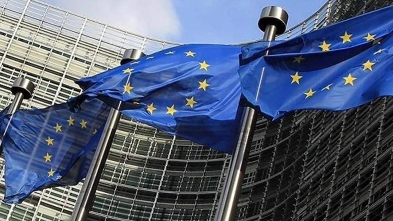 AB'den 6 bin euro maaş ve ömür boyu iş imkanı!