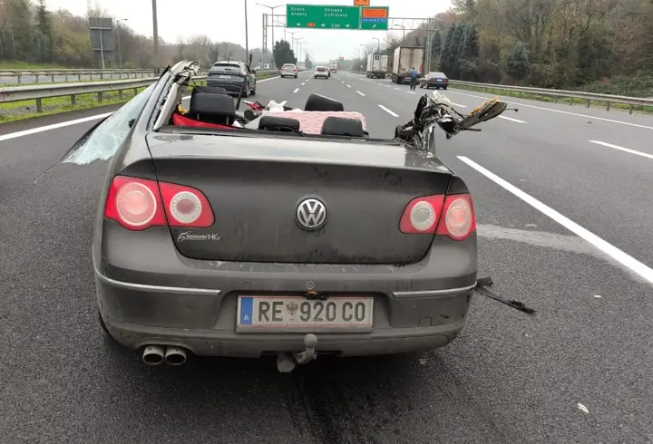 Otoyolda otomobil çekiciye çarptı; 1 ölü, 1 yaralı