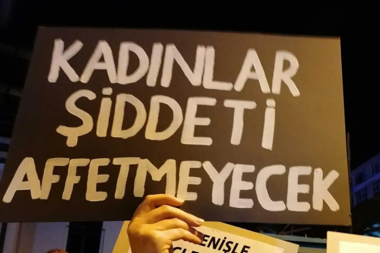 Malatya'da Kadına Şiddet: Gizlice Girdiği Evde İki Kadını Bıçaklayan Fail Gözaltına Alındı