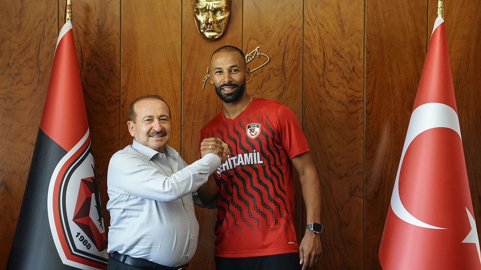 Gaziantep FK, Nazım Sangare'yi kadrosuna kattı