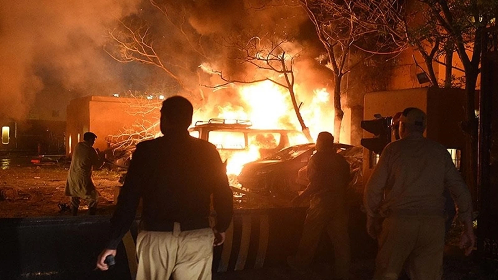 Pakistan’da bir evde tüp patladı: Çok sayıda ölü ve yaralı var