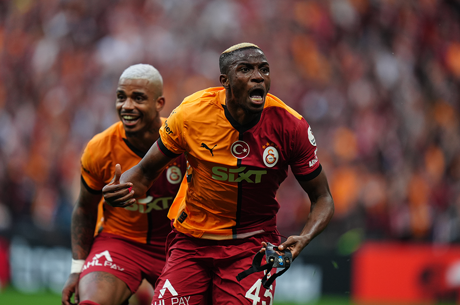 Trendyol Süper Lig'de şampiyon Galatasaray: 5. yıldızı taktı