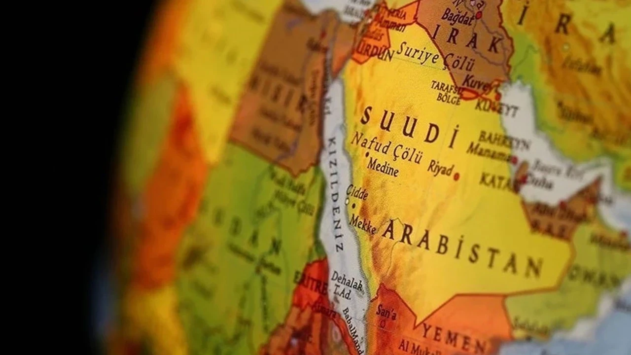 Mısır Meclisi, Suudi Arabistan'a Destek Oturumunu Erteledi