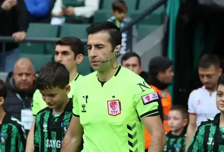 Kayserispor - Galatasaray maçının VAR hakemi Davut Dakul Çelik oldu