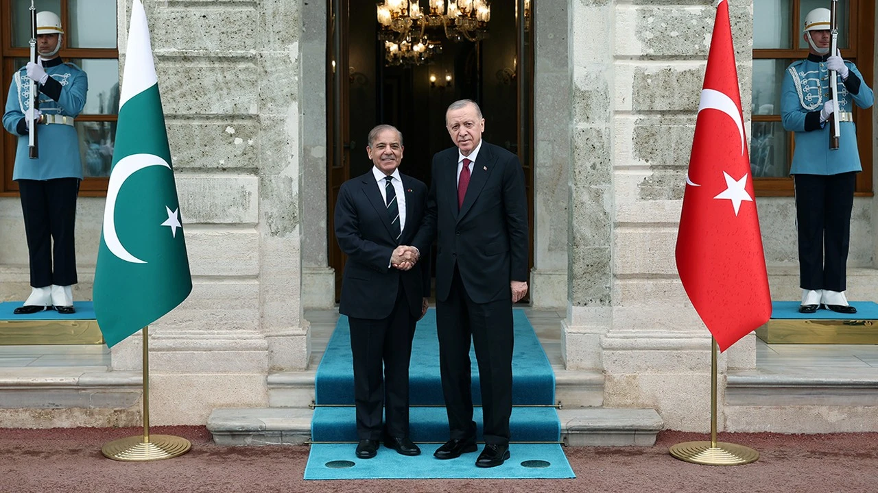 Türkiye ve Pakistan arasında 5 milyar dolar ticaret hacmi hedefi için adımlar atıldı