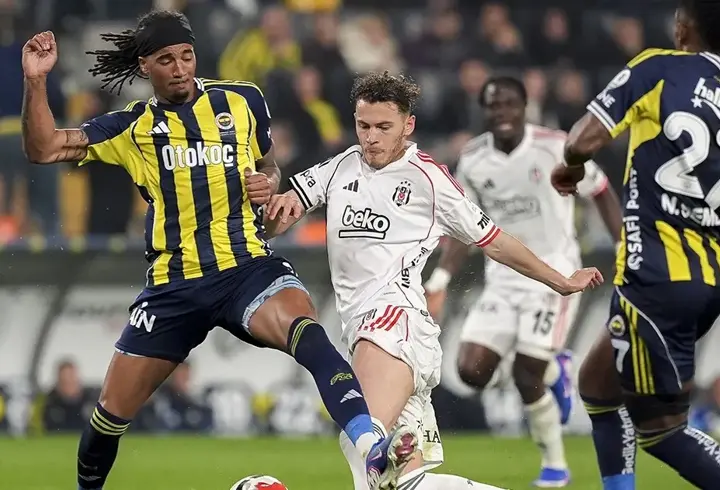 Fenerbahçe 1-0 Beşiktaş Maç Özeti | Kanarya, derbide son dakika golüyle güldü