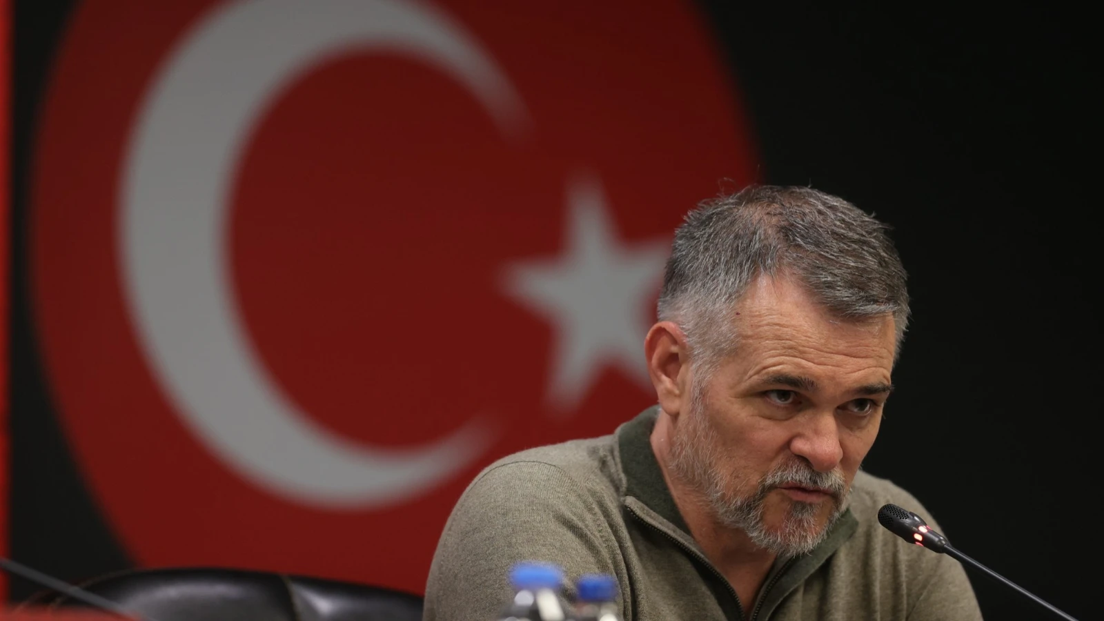 Gürcistan Teknik Direktörü Willy Sagnol: Türkiye güçlü bir takım