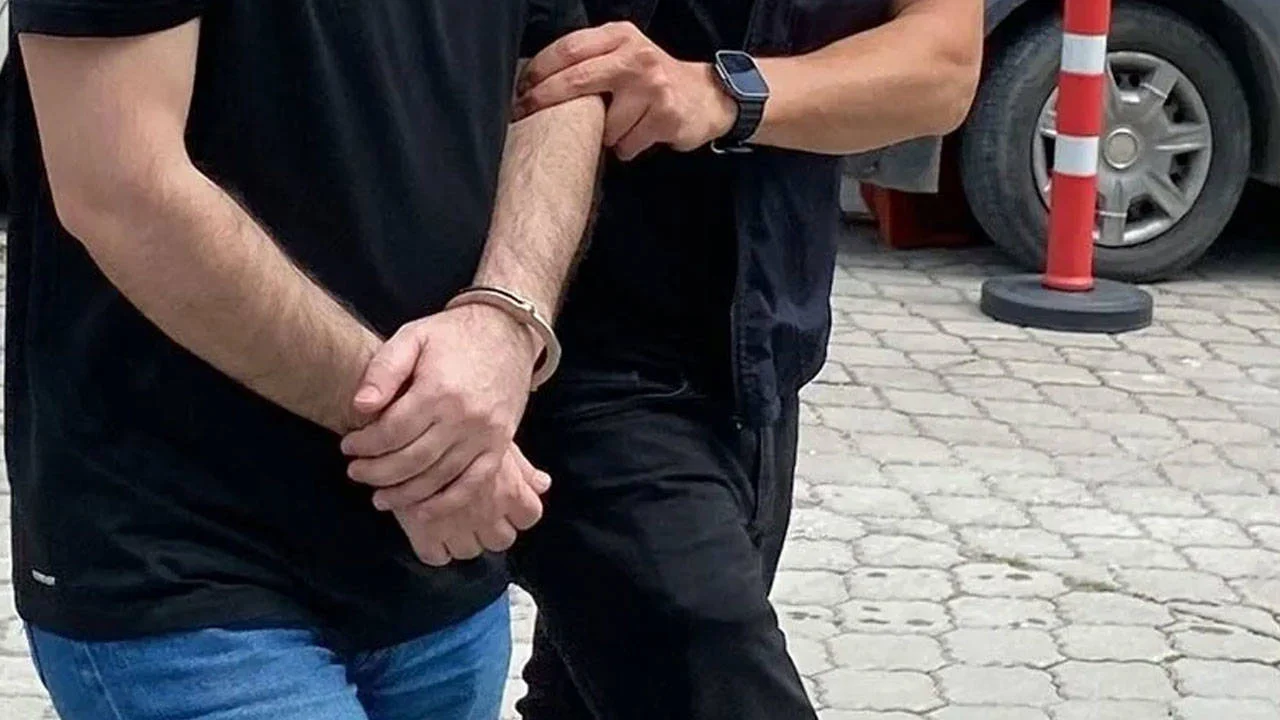Uluslararası Düzeyde Aranan 2 Şüpheli Sarıyer'de Yakalandı