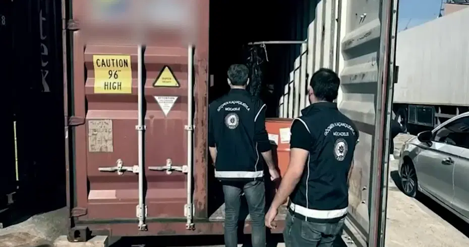 Mersin Limanı'ndaki göçmen kaçakçılığı operasyonunda 13 gözaltı