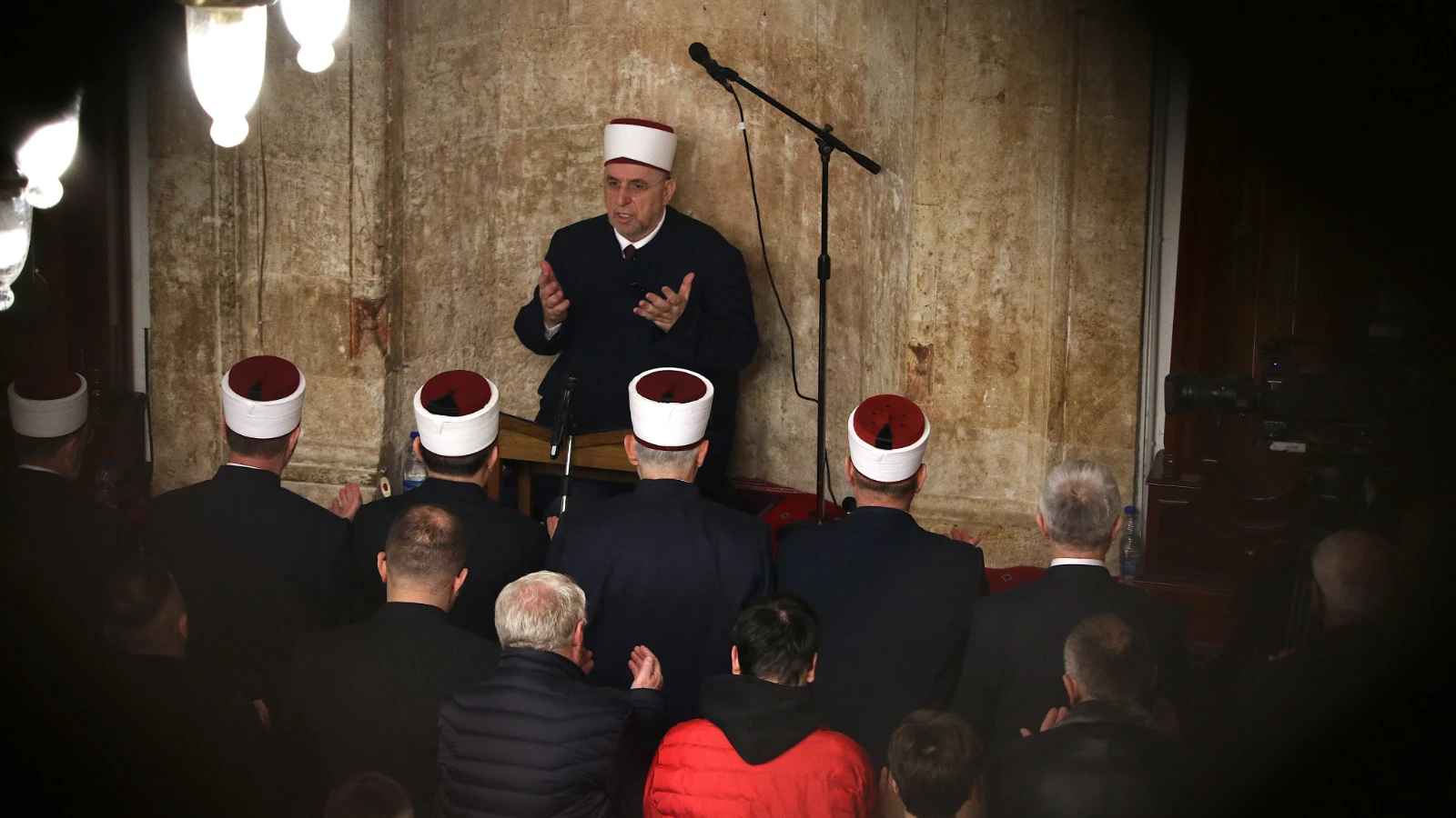 Balkanlar'da Müslümanlar Ramazan Bayramı namazını kıldı