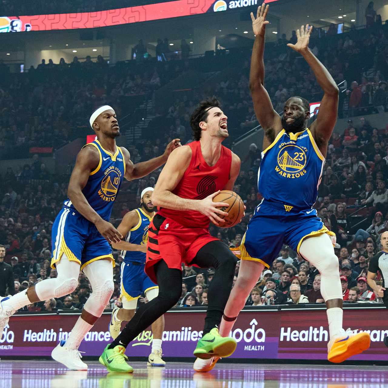 Curry'nin 48 sayısı Warriors'a yetmedi!