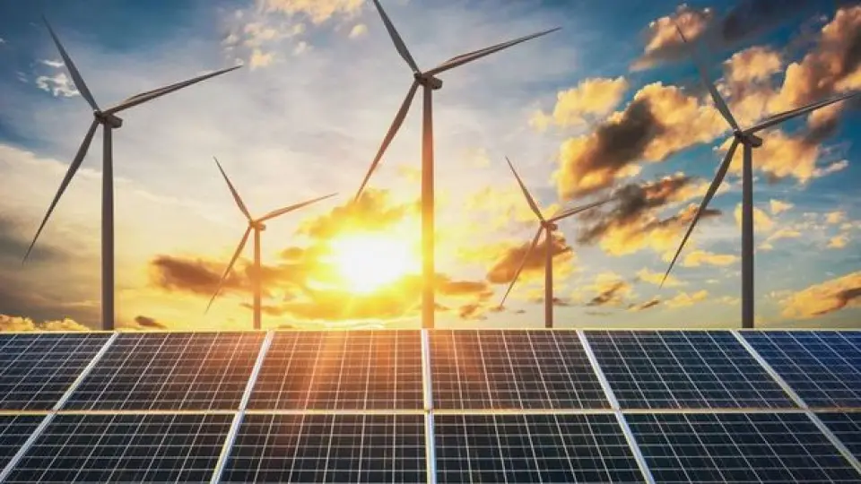 2025'te güneş ve rüzgar enerjisi kapasitesi rekoru