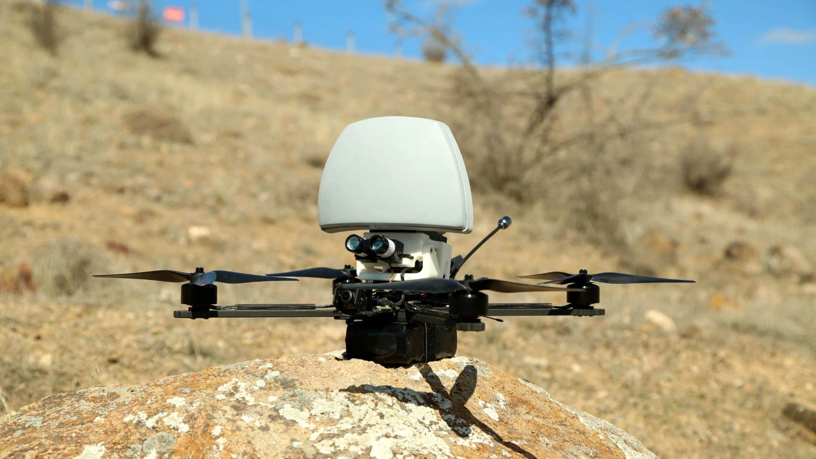 Yerli kamikaze dron 'KarguFPV' hedefi tam isabetle vurdu