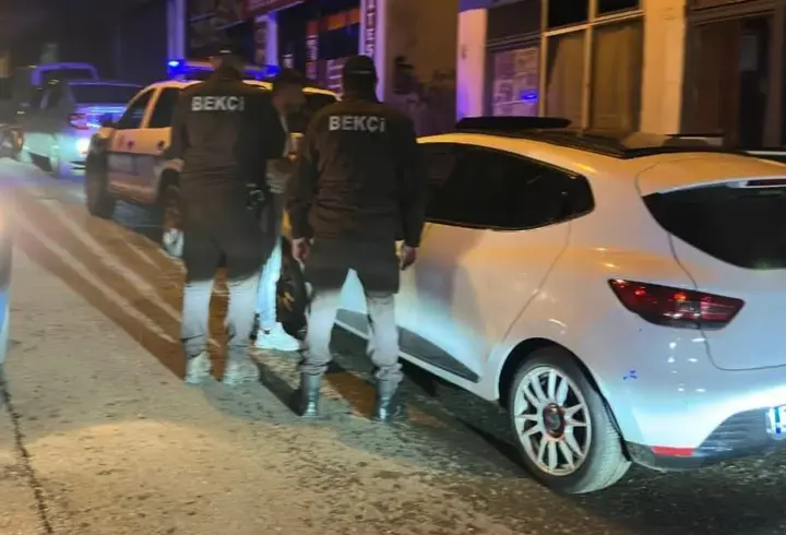 İzmir'de aranan 3 bin şüpheli yakalandı, 1008 kişi cezaevine gönderildi