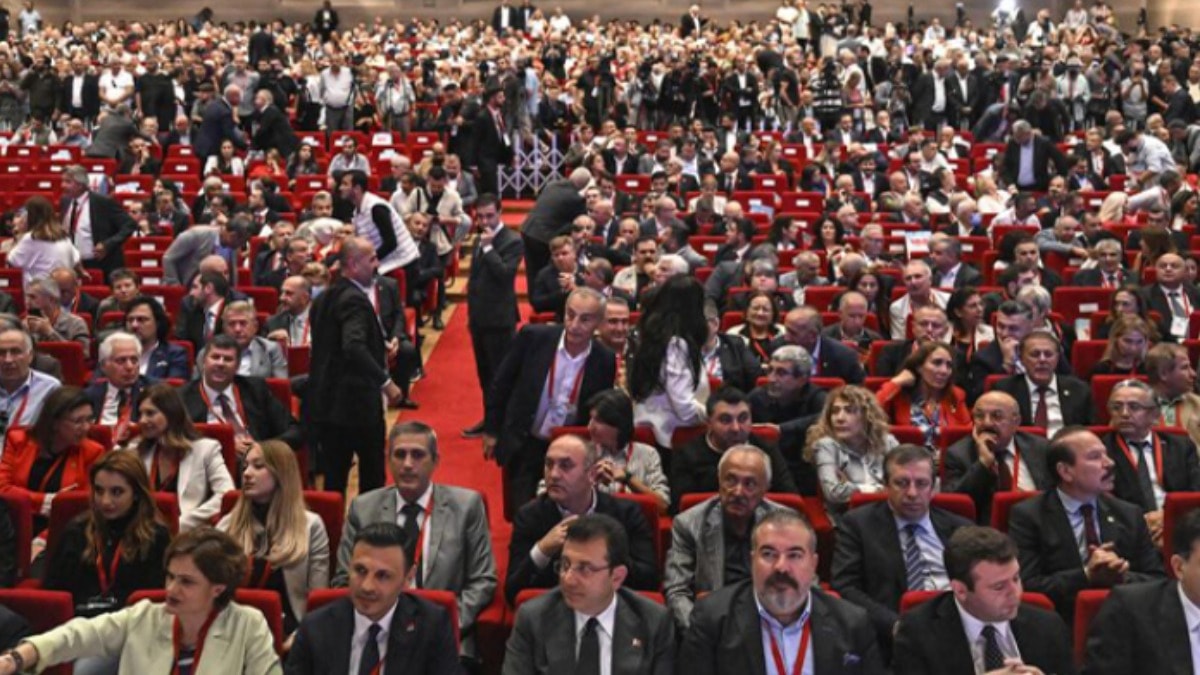 Türkiye siyasetinin kaderini belirleyecek toplantı başladı