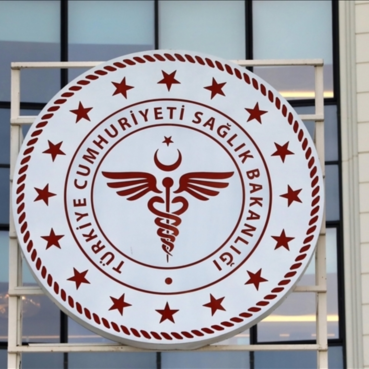 Sağlık Bakanlığı'na 18 bin personel atanacak!