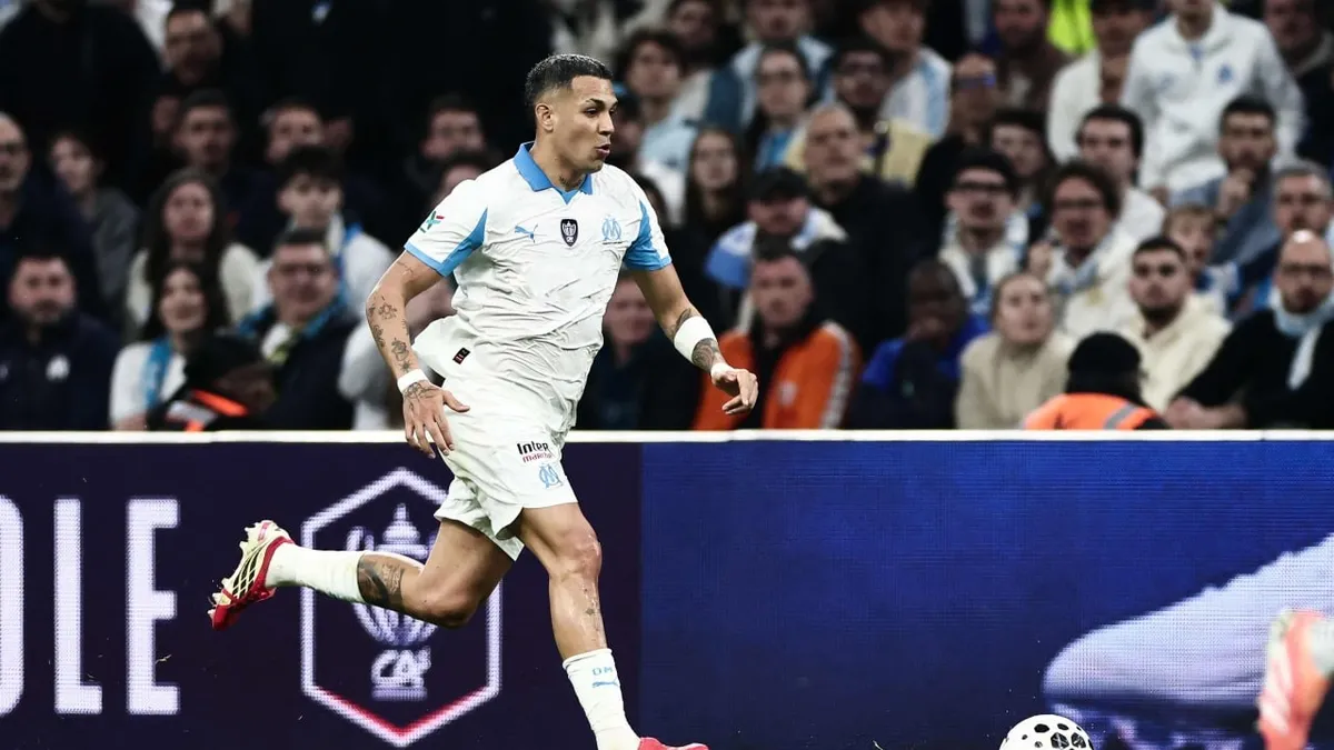 Beşiktaş savunmasını Facundo Medina'yla güçlendirmek istiyor!
