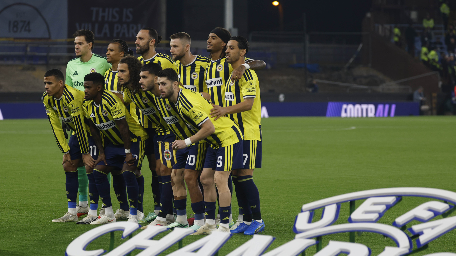 Fenerbahçe'nin Hezimeti Avrupa'da Manşetlerde!