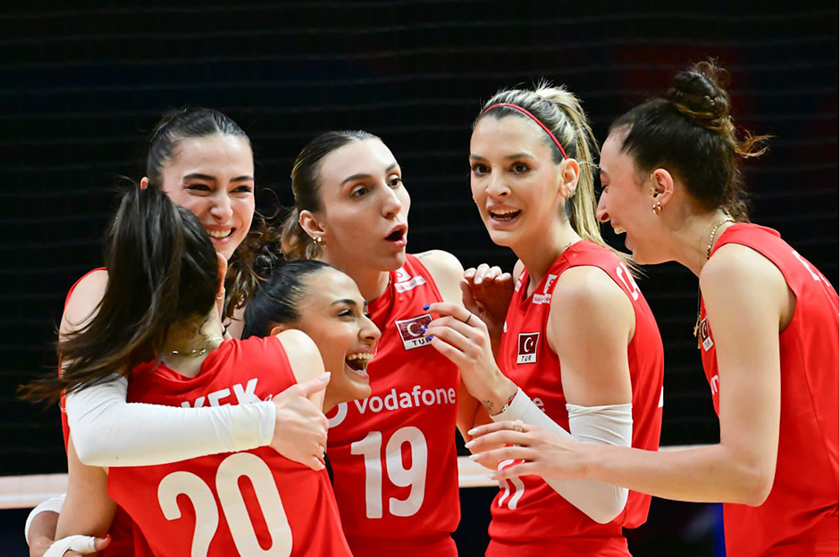 Filenin Sultanları ikide iki yaptı: Tayland'ı da devirdiler