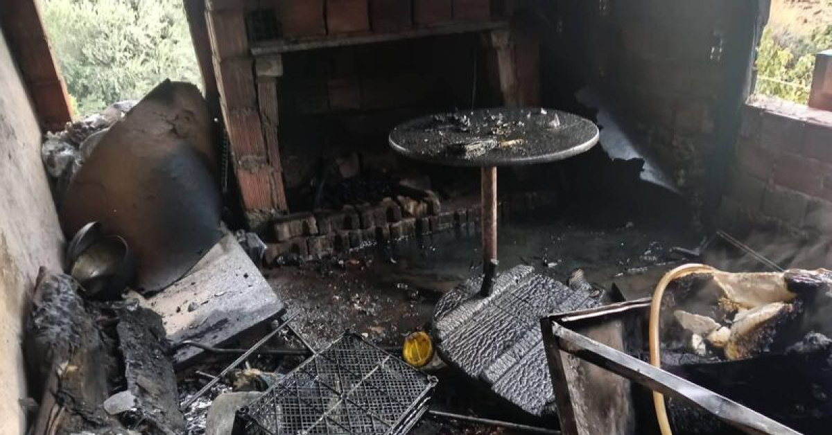 Son Dakika: Manavgat'ta Şömineyi Benzinle Yakmak İsteyen Kişi Yaralandı - Habertürk Son Dakika