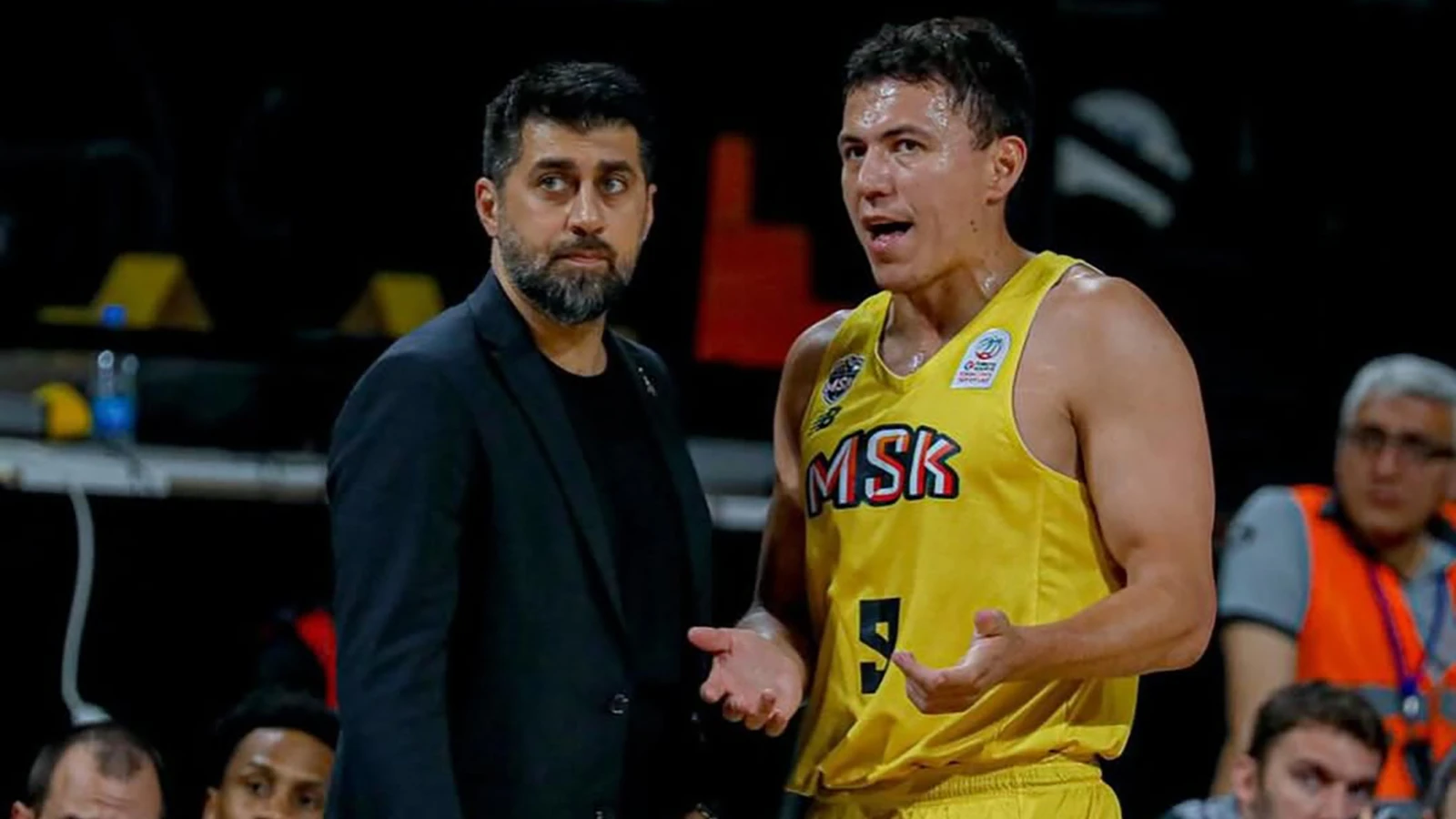 Mersin Spor, Pako Cruz ile yeniden anlaşmaya vardı