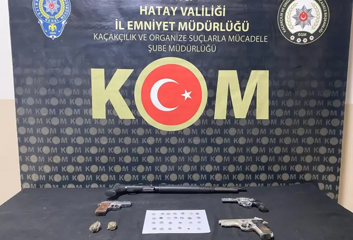 Kargoda Helenistik döneme ait 26 sikke ele geçirildi