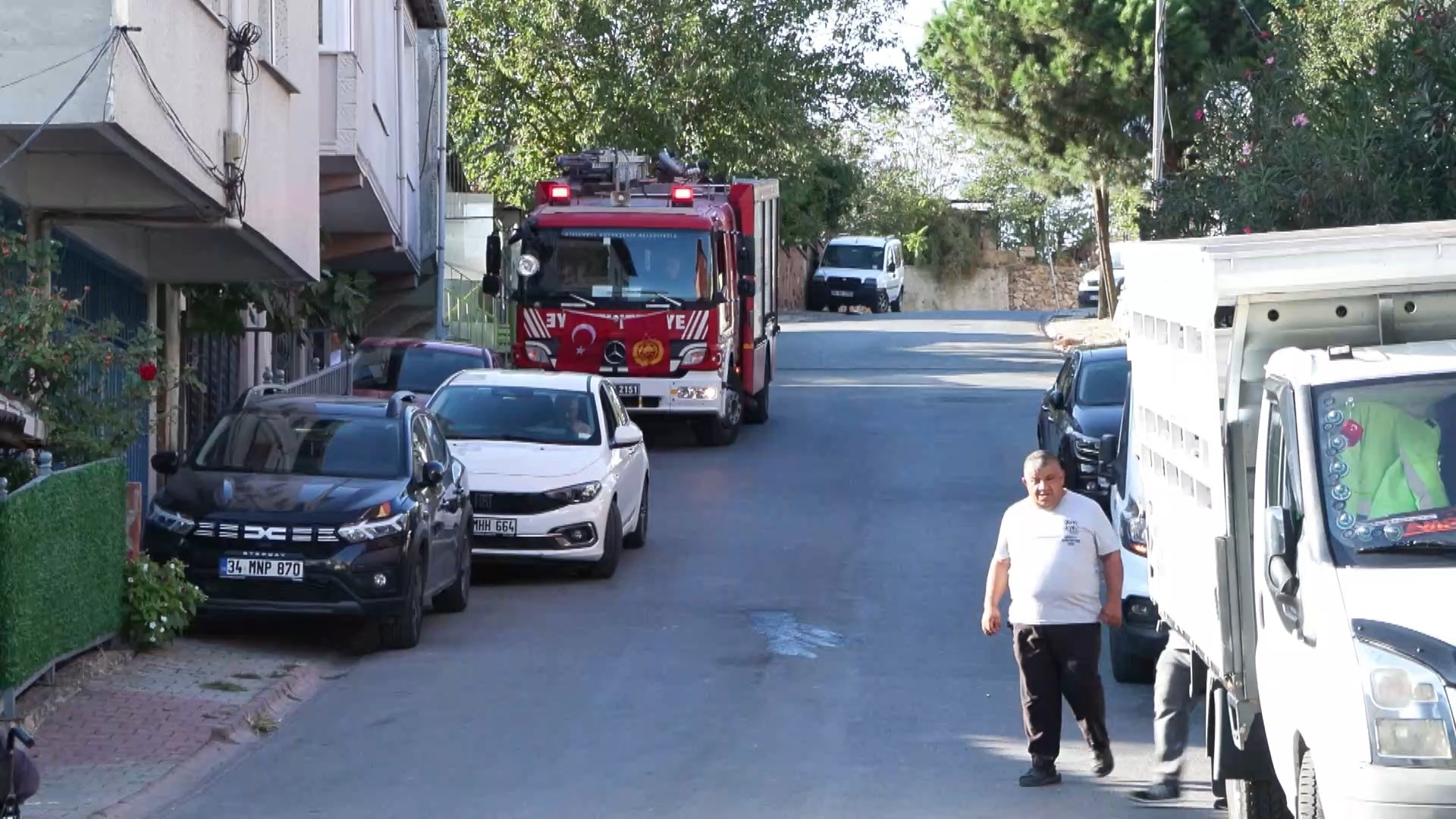 Ümraniye'de patlama! Mahalleli sokağa döküldü