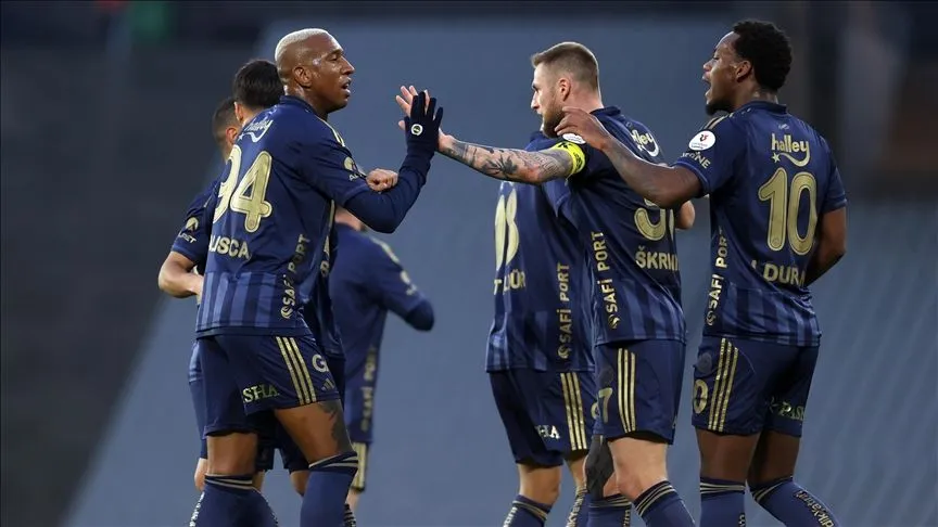 Fenerbahçe, ikas Eyüpspor'u mağlup etti