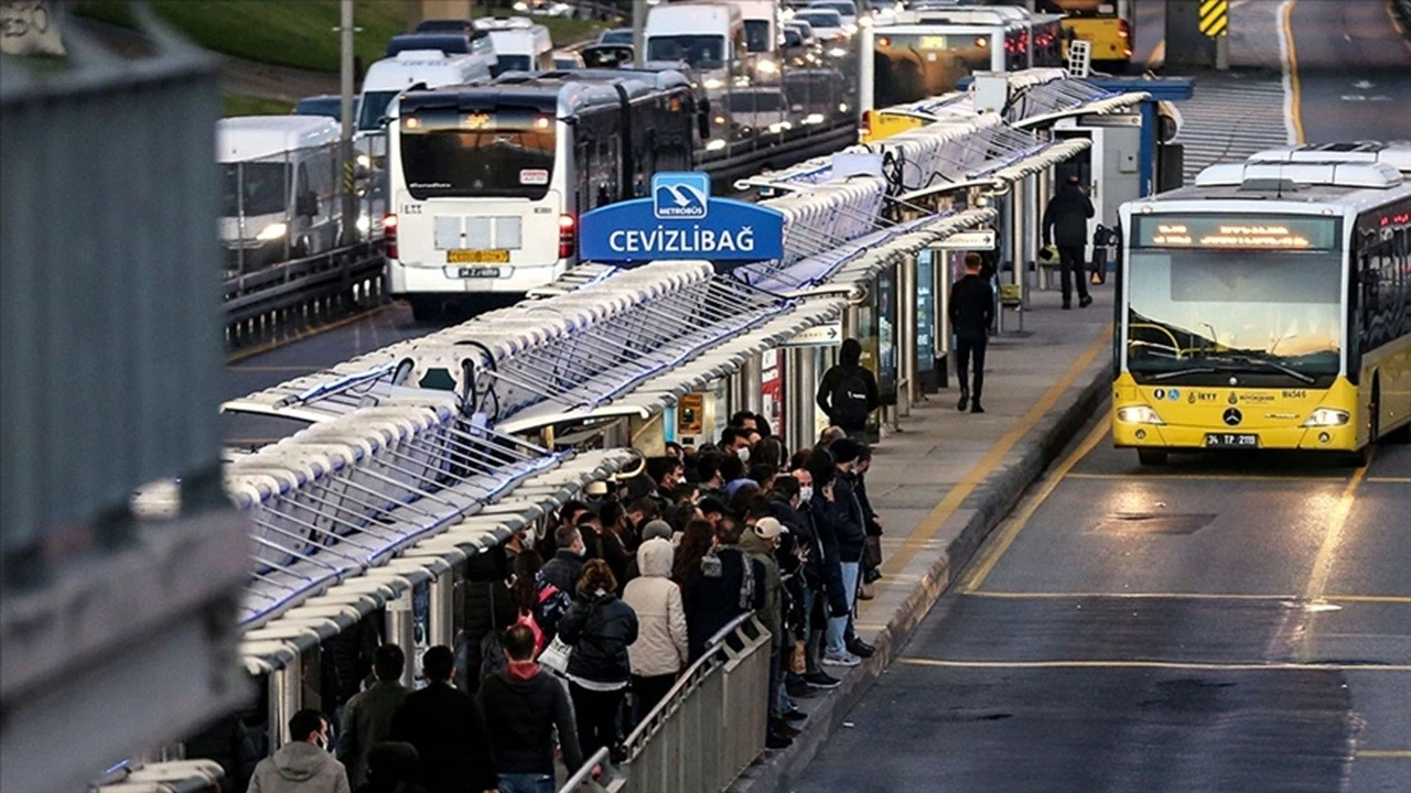 İstanbul'da 30 yaş üstü öğrencilere müjde: İndirim yeniden başladı