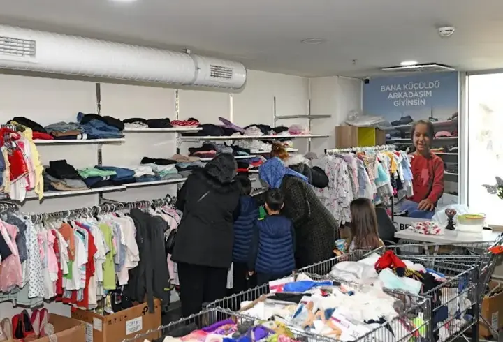 Sevgi Mağazası’nda bayram heyecanı