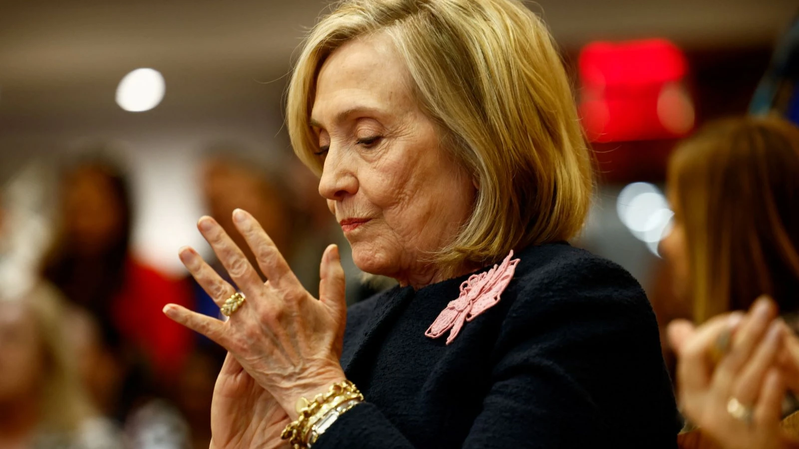 Hillary Clinton'dan flaş iddia: Trump, Venezuela'ya askeri harekat planlıyor