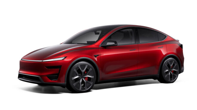 Yeni Tesla Model Y Performance, hem “V2H” hem de “V2L” desteğine sahip
