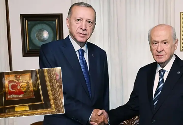 MHP Genel Başkanı Bahçeli'den Cumhurbaşkanı Erdoğan'a anlamlı hediye
